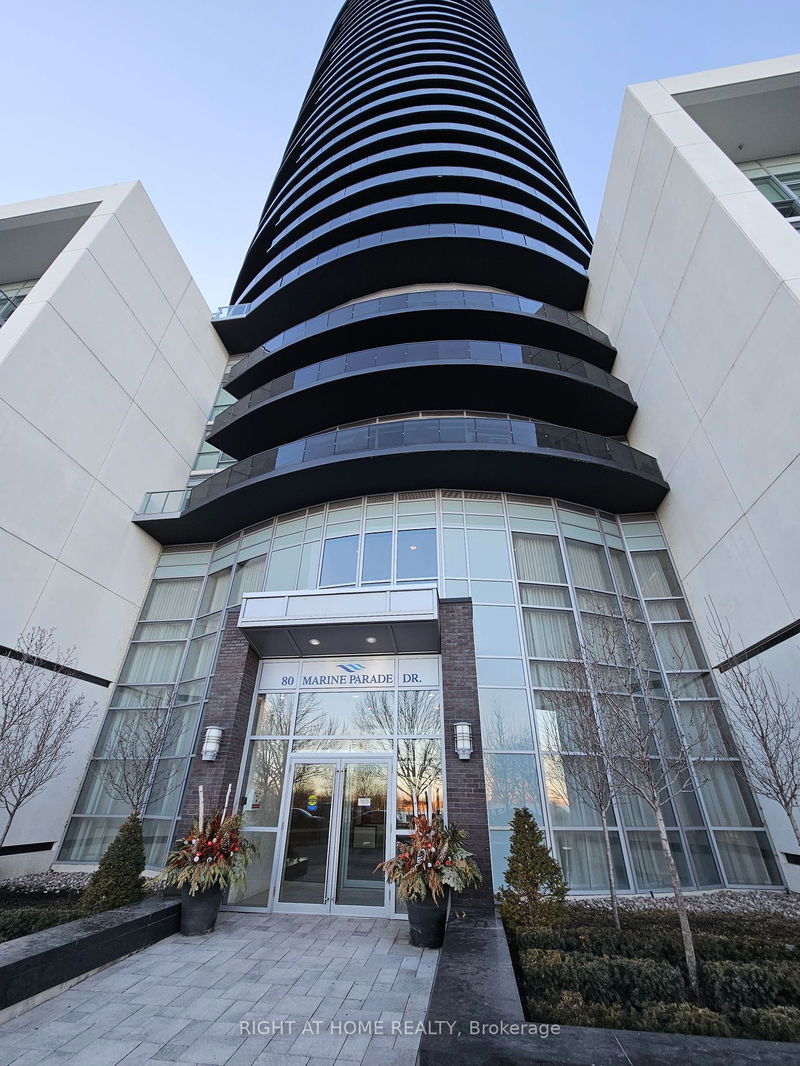 home for lease on 330-80 Marine Parade Drive