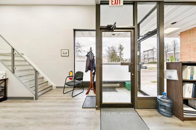 16 - 2181 Dunwin Dr, Mississauga, L5L 2X2 | Image 3