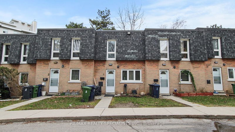 home for sale on 3-19 Derrydown Road
