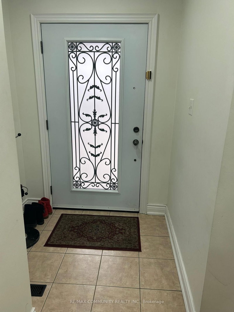 4332 Guildwood Way, Mississauga, L5R 0A4 | Image 2