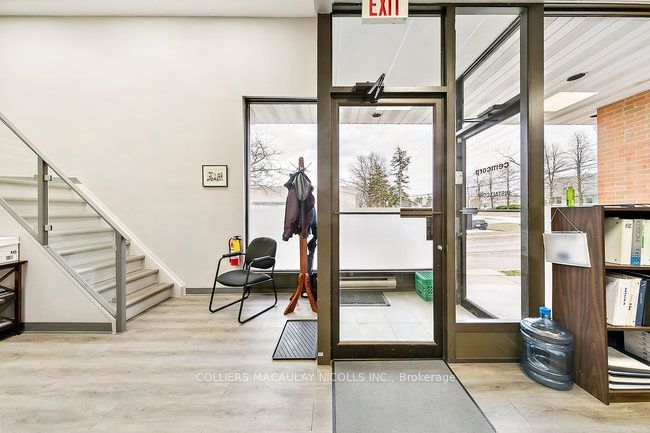 16 - 2181 Dunwin Dr, Mississauga, L5L 1X2 | Image 3