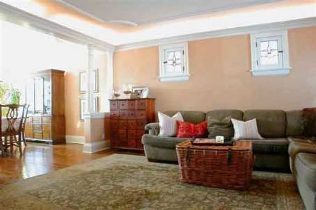 14 Third St, Toronto, M8V2X6 | Image 2