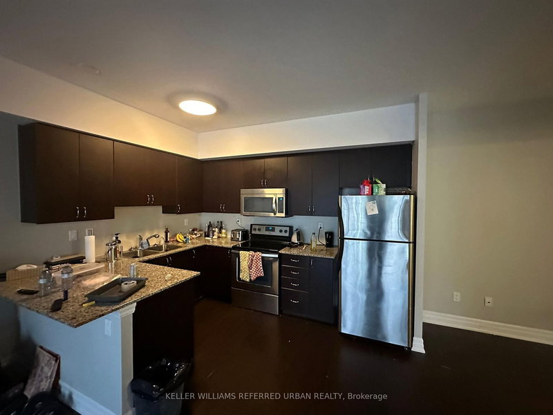 202 - 47 Macaulay Ave, Toronto, M6P 3P2 | Image 3