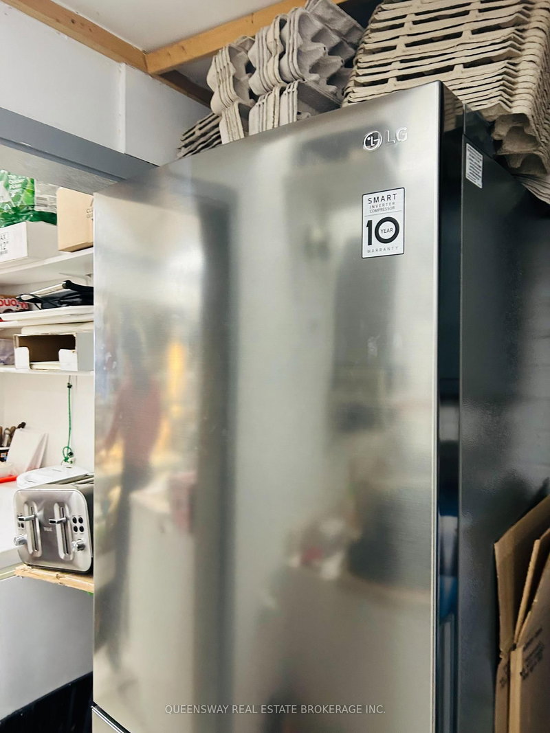 G11 - 2340 Dundas St W, Toronto, M6P 4A9 | Image 3