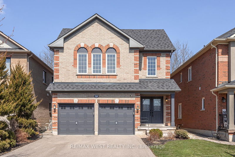 home for sale on 38 Silvermoon Avenue