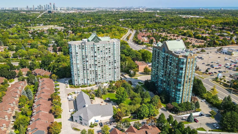 home for sale on 1204-2155 Burnhamthorpe Road W