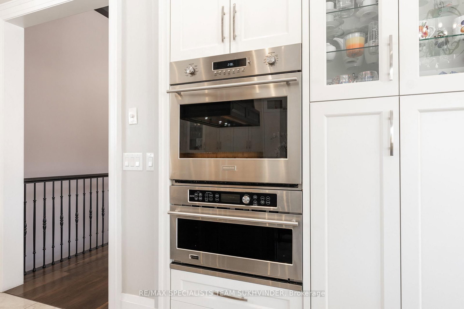 Listing Image 10