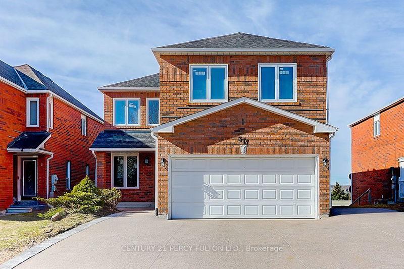 home for sale on 377 Jay Crescent