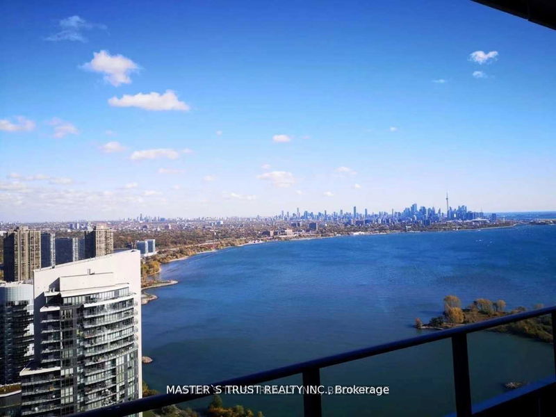 home for lease on 4603-20 Shore Breeze Drive