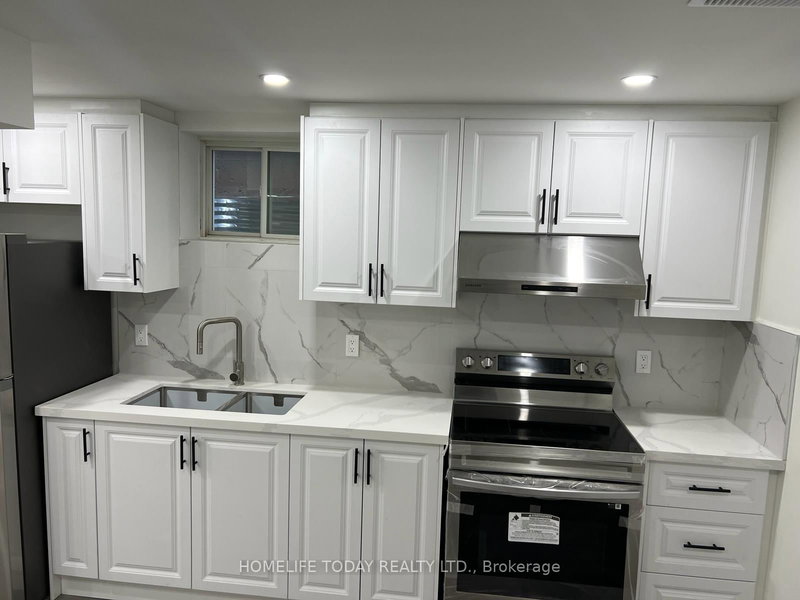 Bsmt - 143 Yates Dr, Milton, L9E 1S7 | Image 3