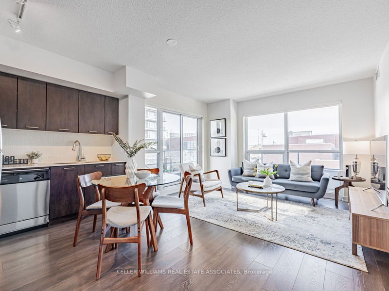 home for sale on 404-2220 Lake Shore Boulevard W