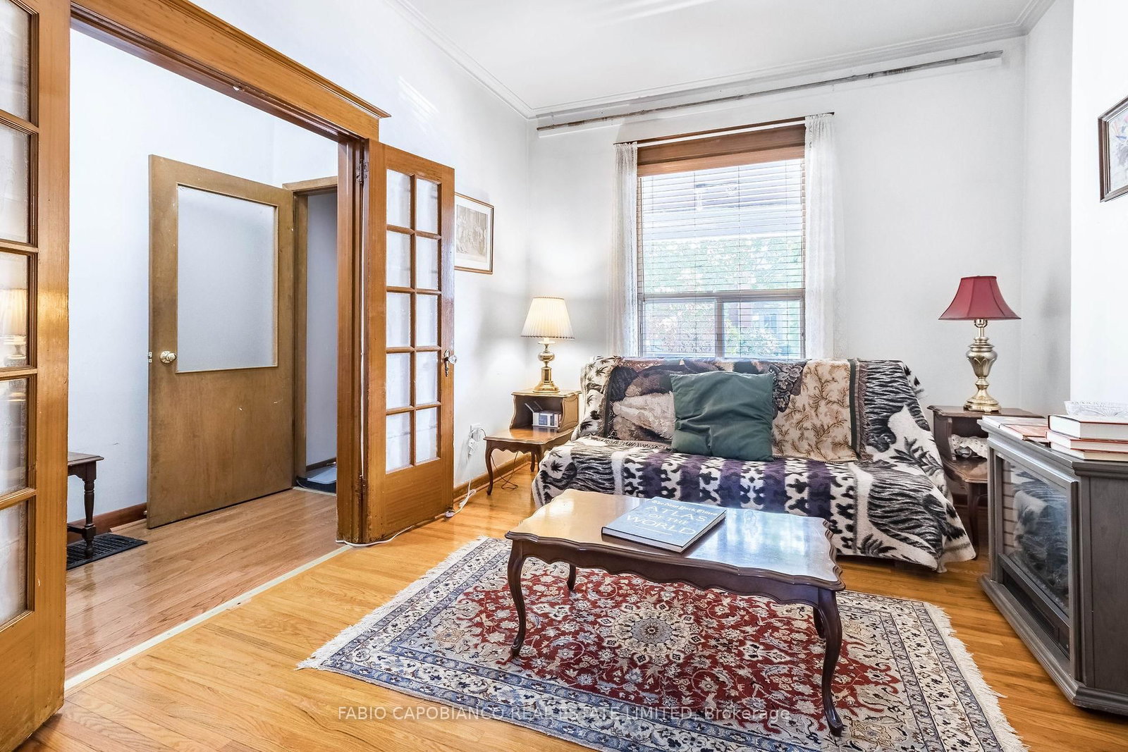 Listing Image 7