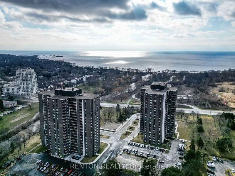 home for sale on 2001-1515 Lakeshore Road E