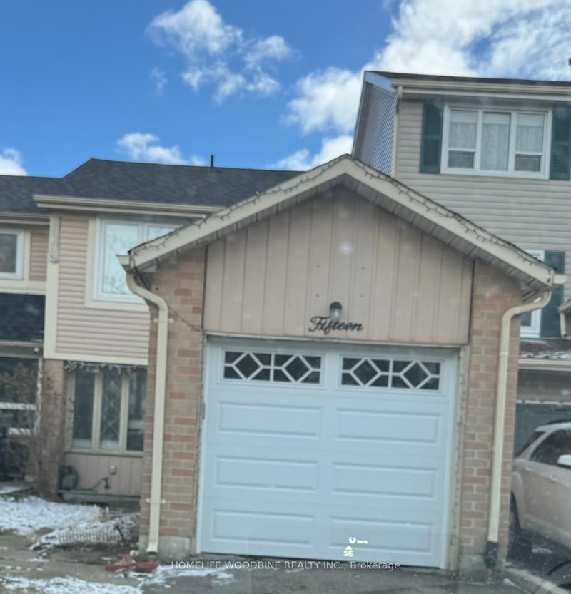 15 Courtleigh Sq, Brampton, L6Z 1J2 | Image 2