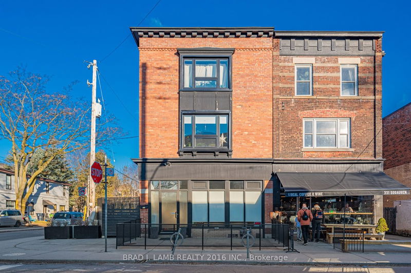 home for lease on 1-223 Sorauren Avenue