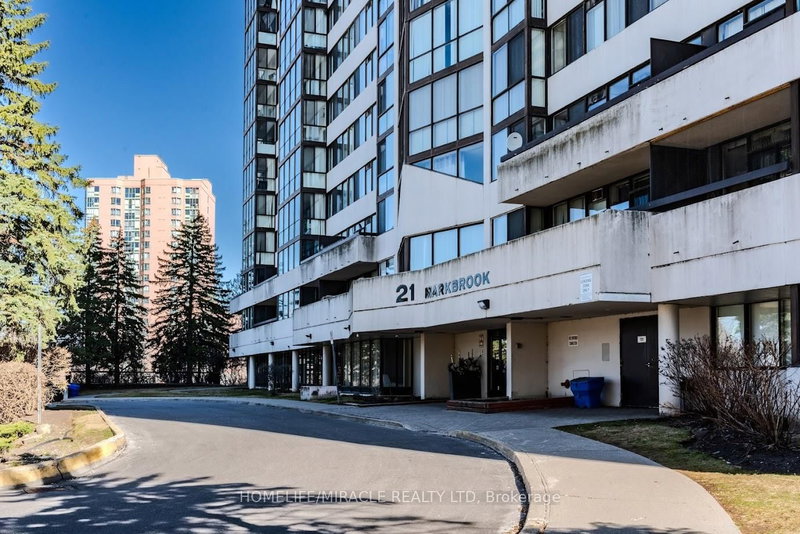 808 - 21 Markbrook Lane, Toronto, M9V 5E4 | Image 2