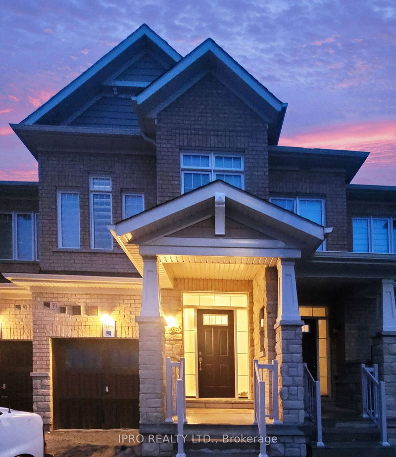 home for sale on 91 Royal Fern Crescent
