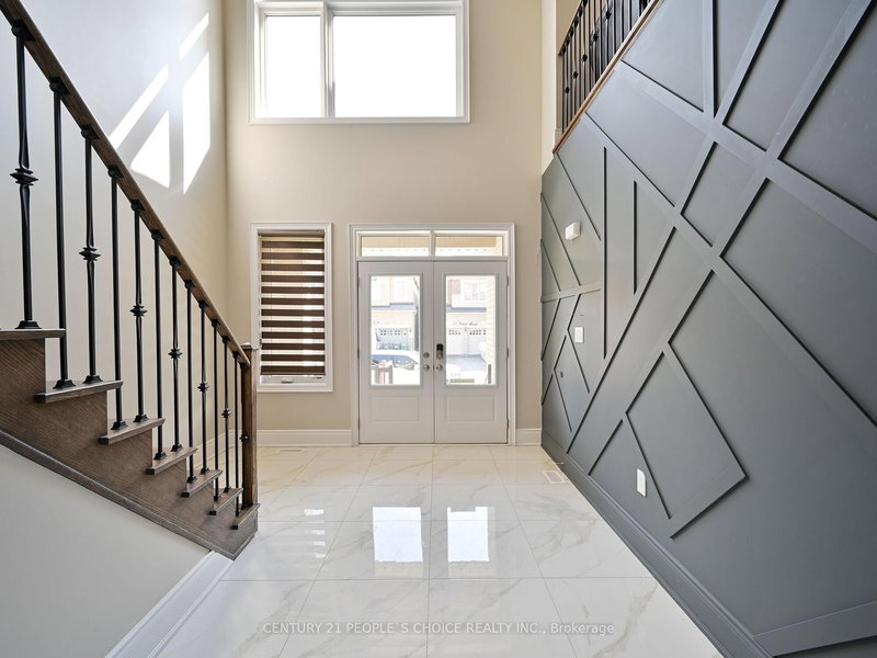 12 Junior Rd, Brampton, L7A 5J4 | Image 3