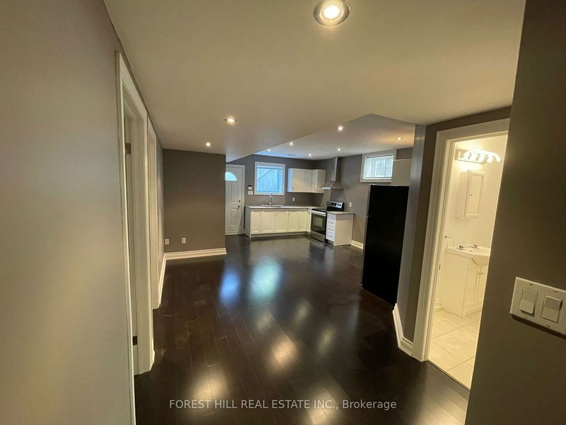 home for lease on Bsmt-1208 Glencairn Avenue