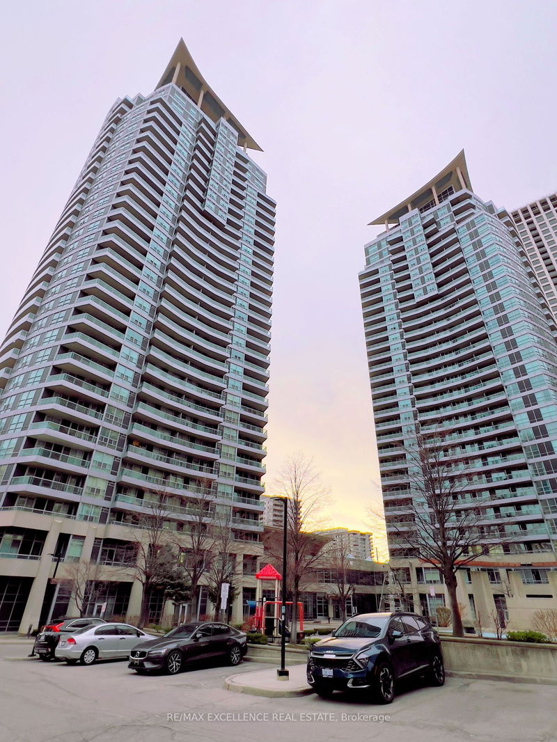 home for lease on 1907-33 Elm Drive