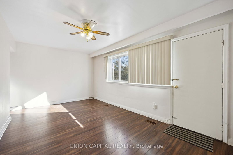 Upper - 515 Marlee Ave, Toronto, M6B 3J3 | Image 3