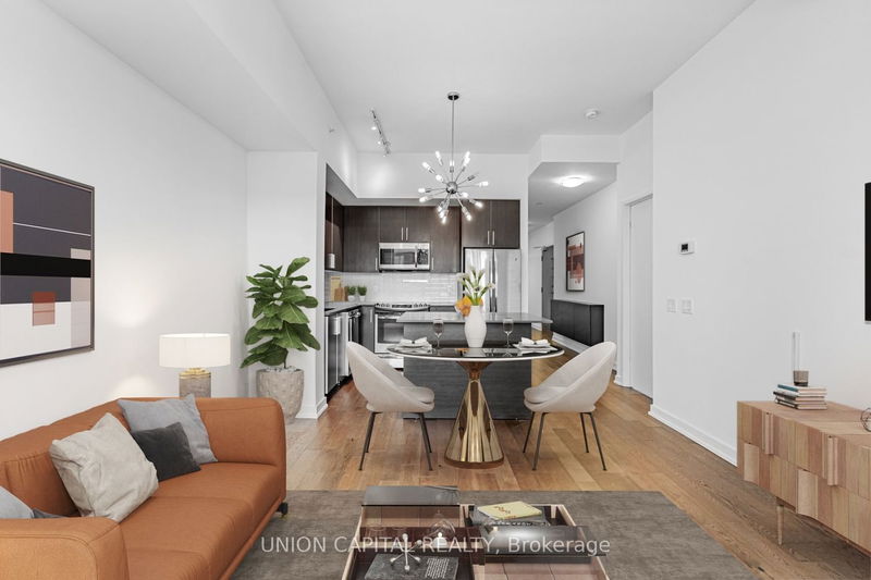 home for sale on 809-2212 Lake Shore Boulevard W