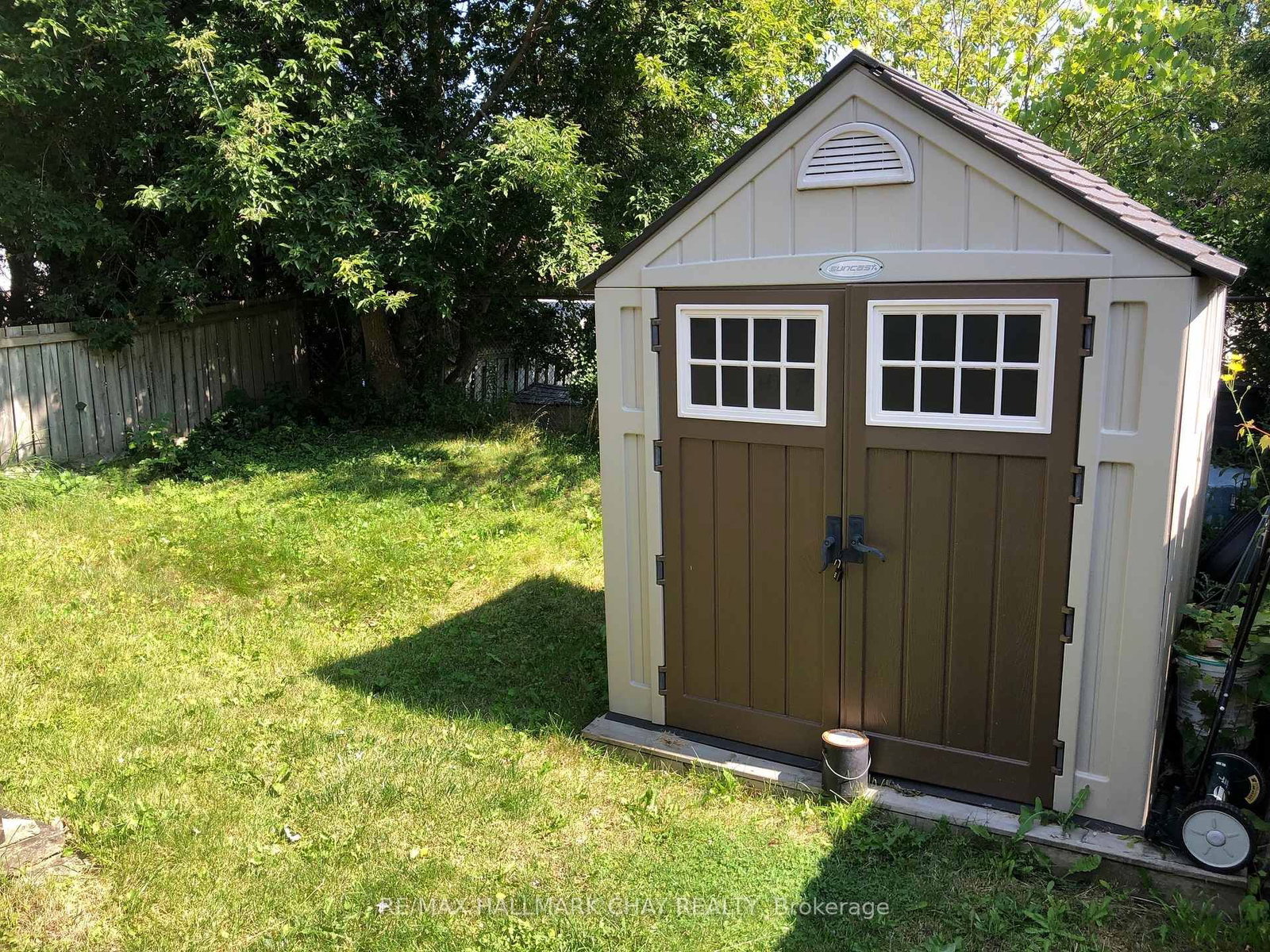 Listing Image 7