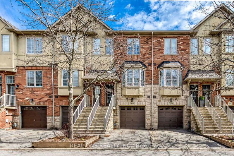 home for lease on 675 Rowley