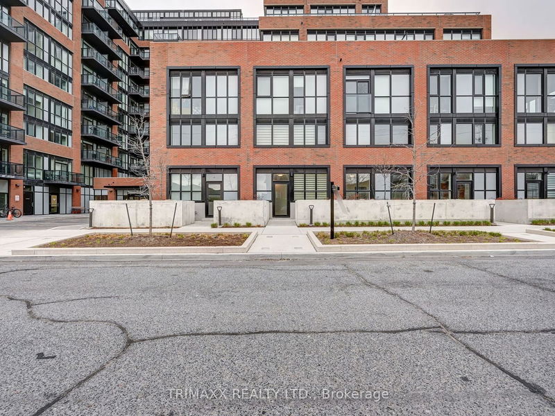  102 - 12 Symes Rd  Toronto, M6N 3T1 | Image 4