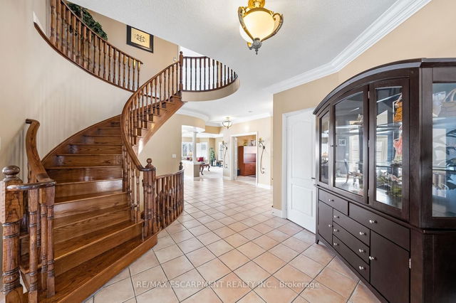 2404 Valley Forest Way