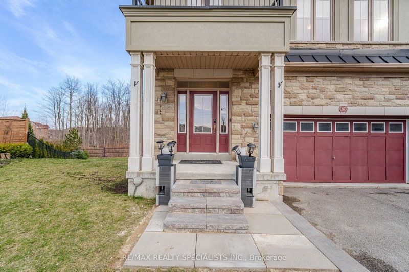 87 Haviland Circ, Brampton, L6R 0T7 | Image 3