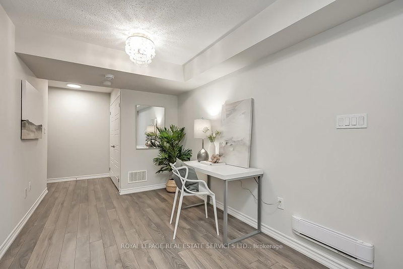 3087 Mistletoe Gdns, Oakville, L6M 0Y7 | Image 3