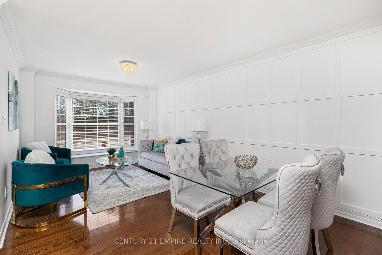 Listing Image 12