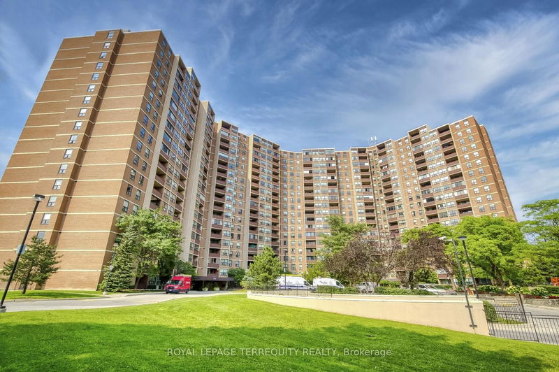 home for sale on 1505-714 The West Mall Drive