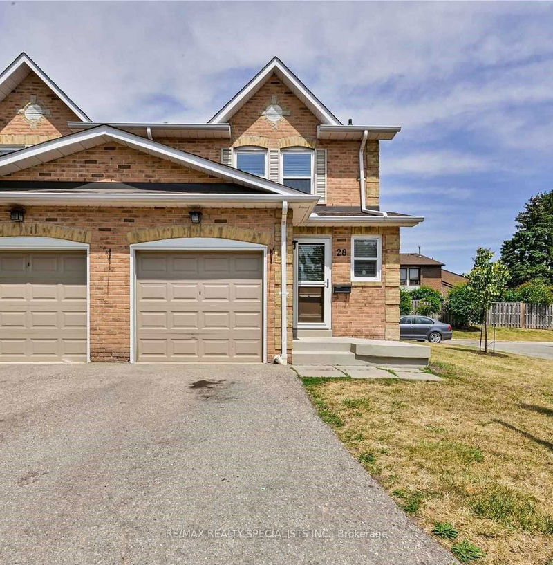 home for lease on 28-1039 Cedarglen Gate