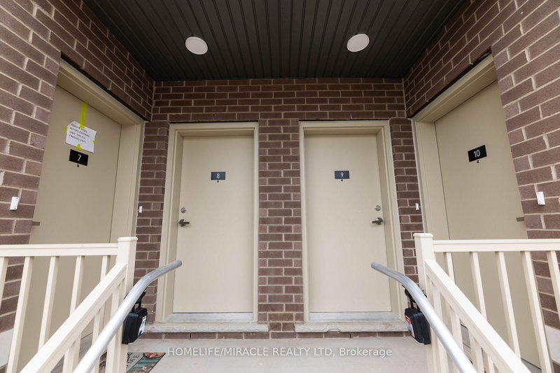 166 - 20 Lloyd Jane Lane, Toronto, M8V 0J5 | Image 2