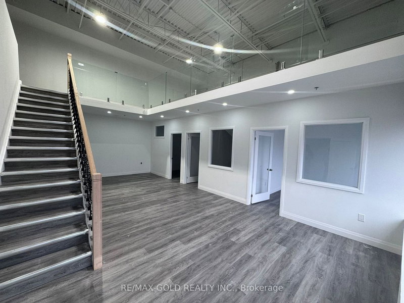 11 - 2074 Steeles Ave E, Brampton, L6T 5A5 | Image 2