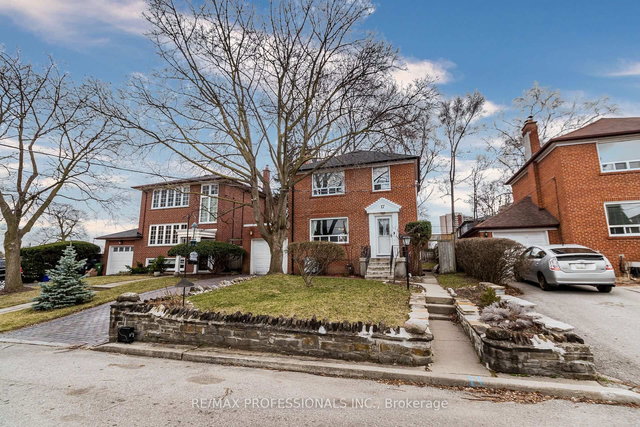 17 Wadsworth Boulevard