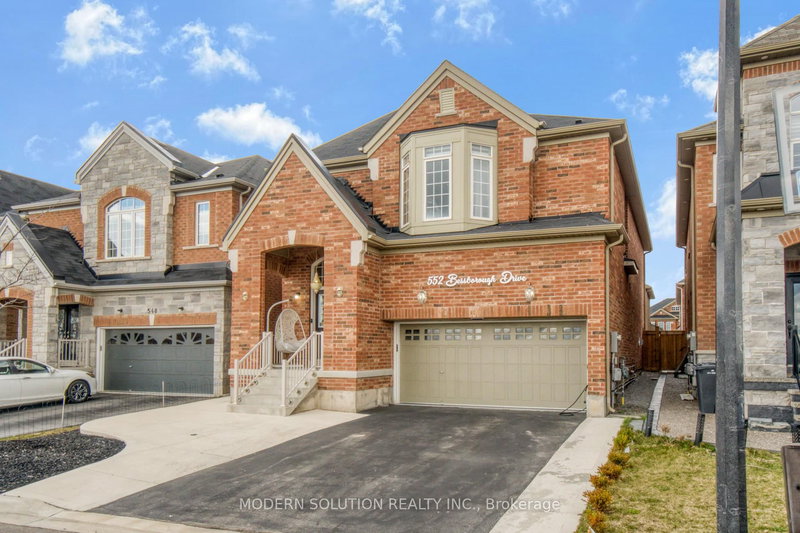 552 Bessborough Dr, Milton, L9T 8P5 | Image 2