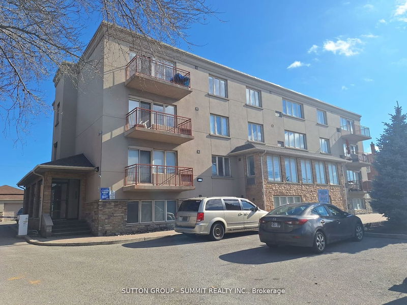 home for lease on 104-2615 Keele Street