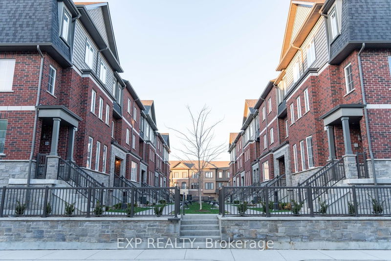 home for lease on 105-445 Ontario Street S