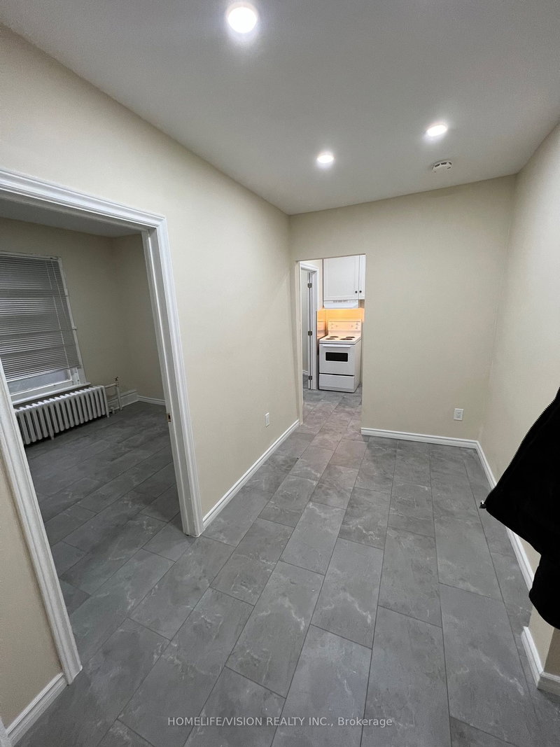 782 Dovercourt Rd, Toronto, M6H 2X3 | Image 2