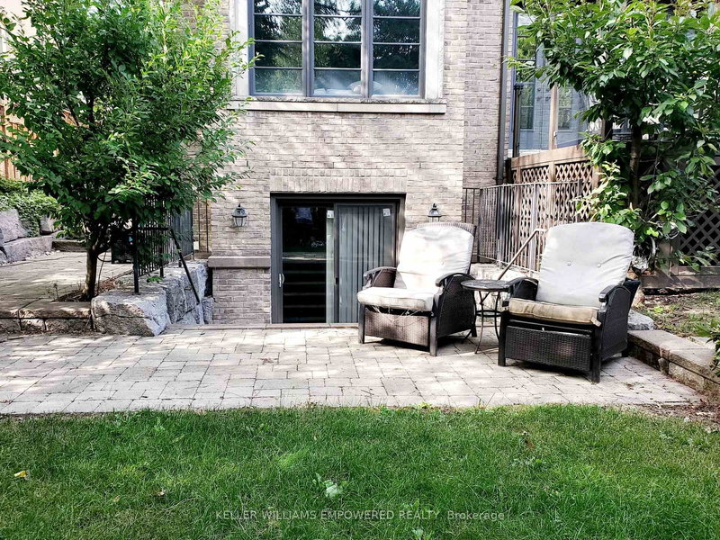 Lower - 81 Chestnut Hills Pkwy, Toronto, M9A 3R1 | Image 2