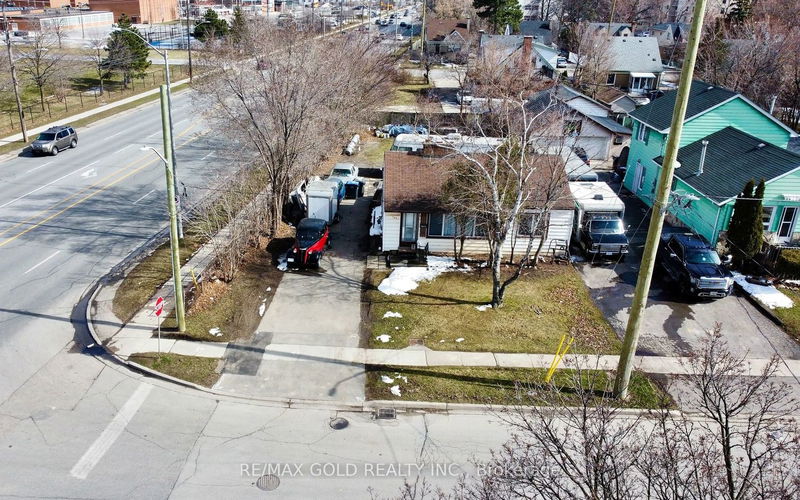 103 Woodward Ave  Brampton, L6V 1K5 | Image 13