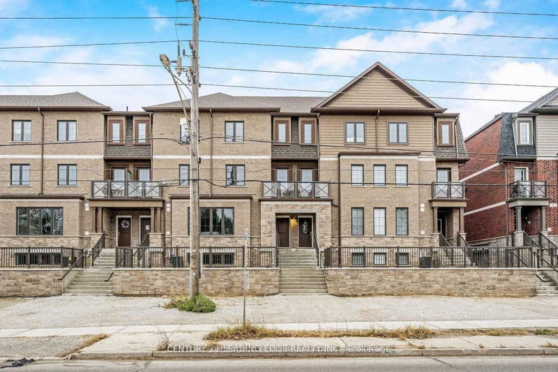 home for lease on 83-445 Ontario Street S