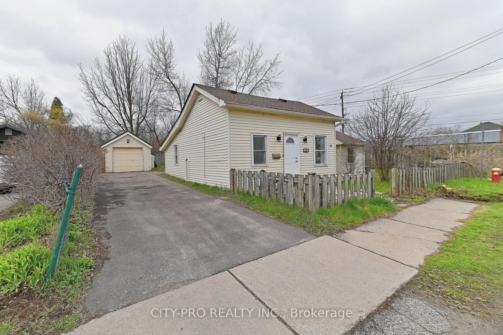 Listing Image 2