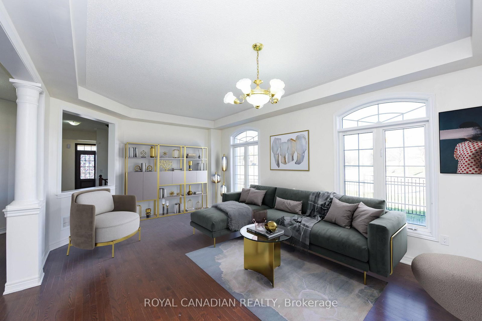 Listing Image 4