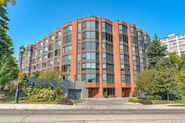 602 - 2121 Lakeshore Road