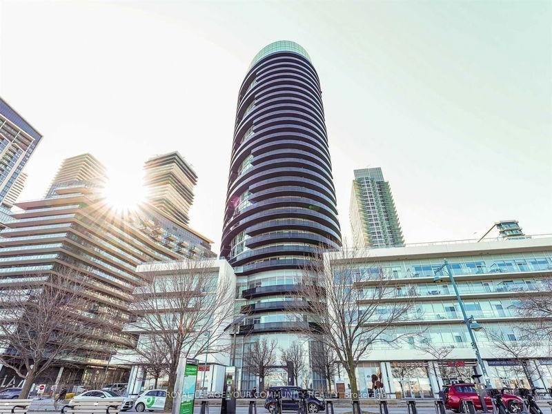 home for lease on 1702-80 Marine Parade Drive