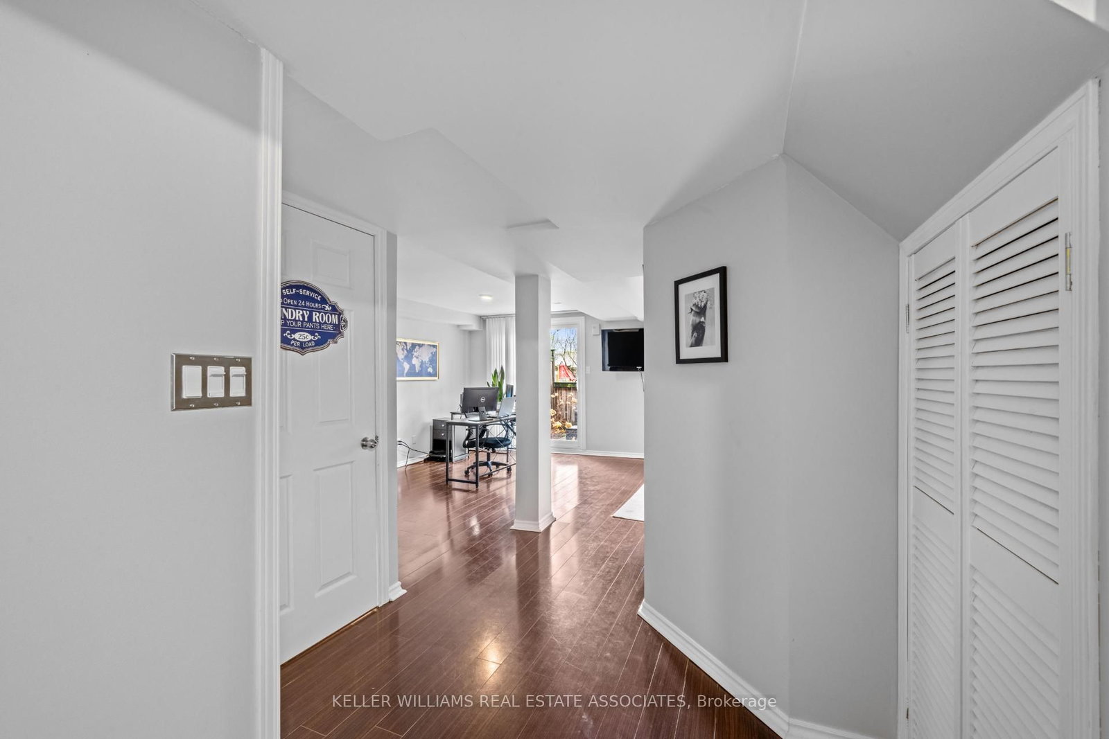 Listing Image 21